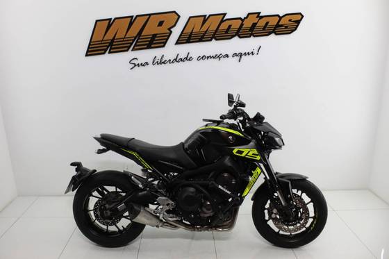 YAMAHA MT-09 YAMAHA MT-09